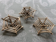 Load image into Gallery viewer, Natural Large Grapevine Web