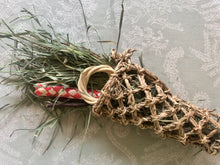 Load image into Gallery viewer, *New* Hay Cornucopia