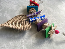 Load image into Gallery viewer, Heart Garland