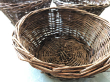 Load image into Gallery viewer, Willow Chew Basket Bowl (Round)