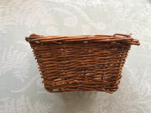 Load image into Gallery viewer, Chirping Chins' Christmas Gift Chew Basket *Limited*