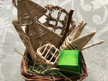 Load image into Gallery viewer, willow basket with additional chew toys and hay