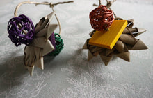 Load image into Gallery viewer, Blossom Bracelet – Chinchilla/Rat/Degu/Rabbit/Guinea Pig/Hamster Toss Toy