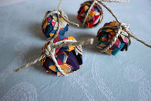 Load image into Gallery viewer, Chinnie Pressie – Chewable Birthday / Gotcha Day / Unbirthday Present for Chinchillas/Rats/Rabbits/Guinea Pigs/Degu/Hamster/Gerbil Chew Toy