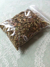 Load image into Gallery viewer, Dandelion Leaf (15g. / .53oz.) - Chinchilla/Rat/Degu/Rabbit/Guinea Pig Treats