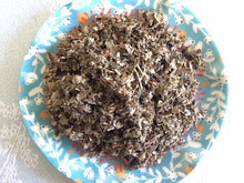 Load image into Gallery viewer, Cut Raspberry Leaf (20g./1.06oz.) Chinchilla/Rat/Degu/Rabbit/Guinea Pig Treats