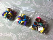 Load image into Gallery viewer, Chin 'Doughnut' Chew Toys – Donut Chinchilla/Rat/Degu/Rabbit/Guinea Pig Chew Toy