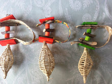 Load image into Gallery viewer, Chin Strap - Chinchilla/Rat/Degu/Rabbit/Guinea Pig/Hamster Chew Toy