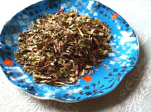 Load image into Gallery viewer, Dandelion Leaf (15g. / .53oz.) - Chinchilla/Rat/Degu/Rabbit/Guinea Pig Treats