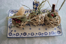 Load image into Gallery viewer, Floral Vol-Au-Vent Chew Set – Chinchilla/Degu/Rat/Rabbit/Guinea Pig/Chew Toy Cage Accessory Chinchilla Gift