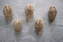 Load image into Gallery viewer, Vine Balloons (packs of 5) - Chinchilla/Rat/Degu/Rabbit/Guinea Pig/Squirrel/Hamster Chew Toy Cage Accessories Toss Toy