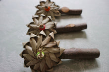 Load image into Gallery viewer, Chin Apple Garden - Apple Wood & Palm (pack of 3) - Chinchilla/Rat/Degu/Rabbit/Guinea Pig/Hamster Chew Toy Accessory