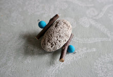 Load image into Gallery viewer, Chin Chomper - Chinchilla/Rat/Degu Pumice and Apple Wood Chew Toy