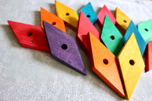 Load image into Gallery viewer, Large Kiln-Dried Pine Diamonds - (pack of 15) - Chinchilla/Rat/Degu/Rabbit/Guinea Pig/Hamster Chew Toy Cage Accessories Toss Toy