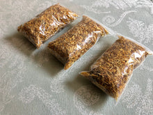 Load image into Gallery viewer, Marigold / Calendula Petals (15g./.53oz.) - Chinchilla/Rat/Degu/Rabbit/Guinea Pig Treats