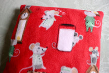 Load image into Gallery viewer, Waiting for Santa Pillow Chinchilla/Rat/Degu/Rabbit/Guinea Pig Antipill Fleece Bed (10"x10.5")
