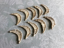 Load image into Gallery viewer, Natural Vine Croissant Moons (packs of 10) - Chinchilla/Rat/Degu/Rabbit/Guinea Pig/Squirrel/Hamster Chew Toy Cage Accessories Toss Toy