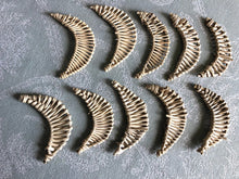 Load image into Gallery viewer, Natural Vine Croissant Moons (packs of 10) - Chinchilla/Rat/Degu/Rabbit/Guinea Pig/Squirrel/Hamster Chew Toy Cage Accessories Toss Toy