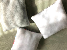 Load image into Gallery viewer, Large Chin Rest Throw Pillow - Anti-pill Fleece Chinchilla / Rat / Degu / Rabbit / Guinea Pig Cage Accessory