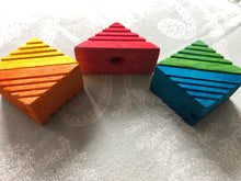 Load image into Gallery viewer, Kiln-Dried Pine Triangle Blocks - (pack of 5) - Chinchilla/Rat/Degu/Rabbit/Guinea Pig/Hamster Chew Toy Cage Accessories Toss Toy
