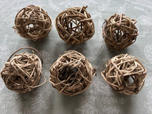 Load image into Gallery viewer, Misfit Grapevine Vol-Au-Vent Bases