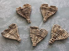 Load image into Gallery viewer, Misfit Small Grapevine Heart