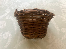 Load image into Gallery viewer, *New* Unpeeled Grapevine Basket Bowl (Round)
