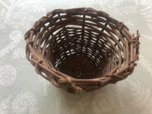 Load image into Gallery viewer, *New* Unpeeled Grapevine Basket Bowl (Round)
