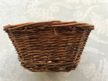 Load image into Gallery viewer, *New* Willow Chew Basket Bowl (Round)
