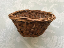 Load image into Gallery viewer, *New* Willow Chew Basket Bowl (Round)
