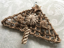 Load image into Gallery viewer, Seagrass Christmas Tree
