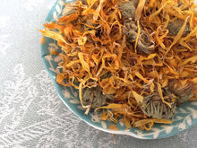 Load image into Gallery viewer, Marigold / Calendula Petals (15g./.53oz.) - Chinchilla/Rat/Degu/Rabbit/Guinea Pig Treats
