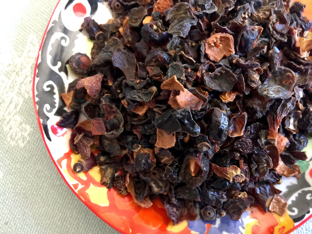 Crushed Dried Rose Hips (50g. 1.76oz.) - Chinchilla/Rat/Degu/Rabbit/Guinea Pig Treats