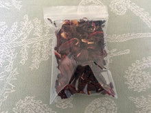 Load image into Gallery viewer, Dried Hibiscus (20g./.71oz) - Chinchilla/Rat/Degu/Rabbit/Guinea Pig Treats
